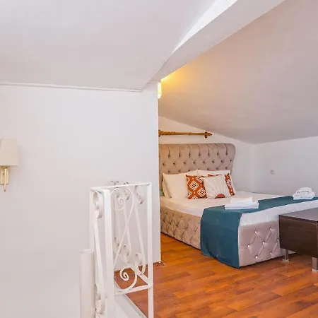 Peace Hotel
