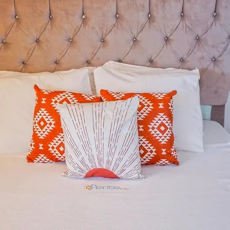 Hotel Peace 2*